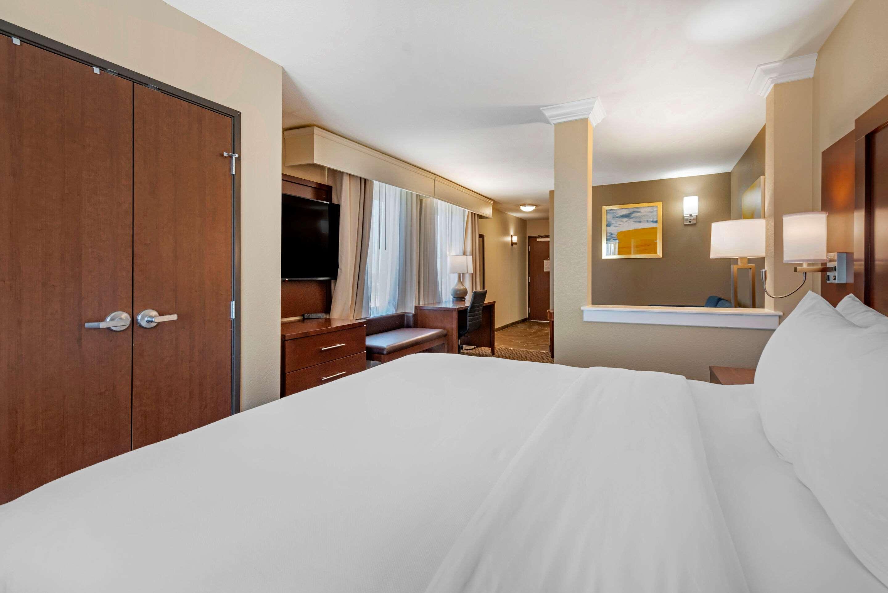 Comfort Suites Broomfield-Boulder-Interlocken Extérieur photo