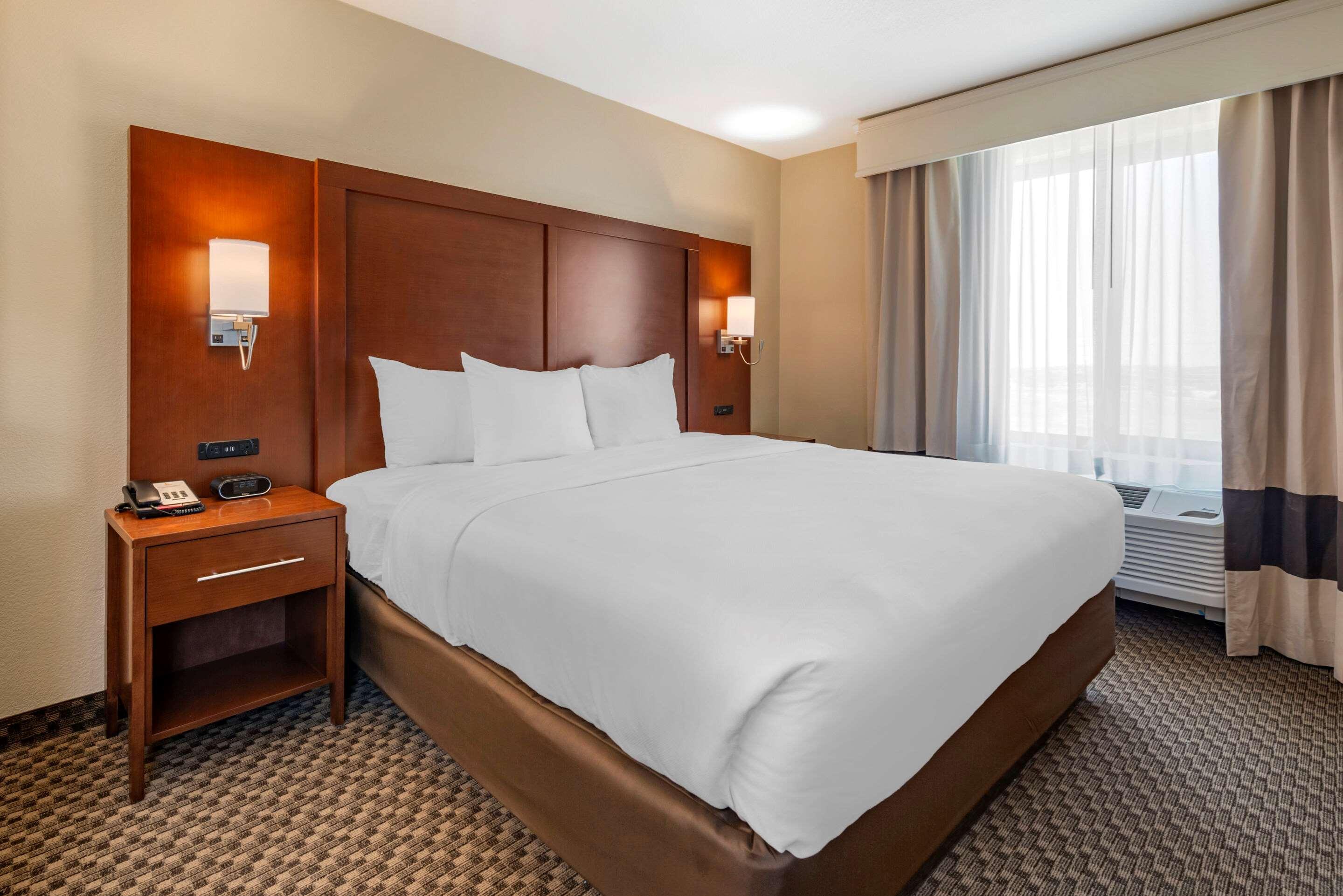 Comfort Suites Broomfield-Boulder-Interlocken Extérieur photo